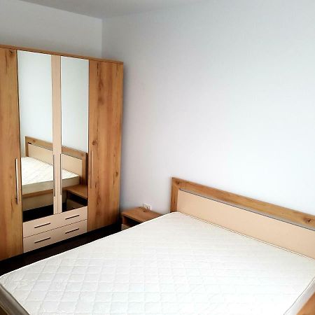 HappyHome Central Deluxe Apartments Oradea Extérieur photo
