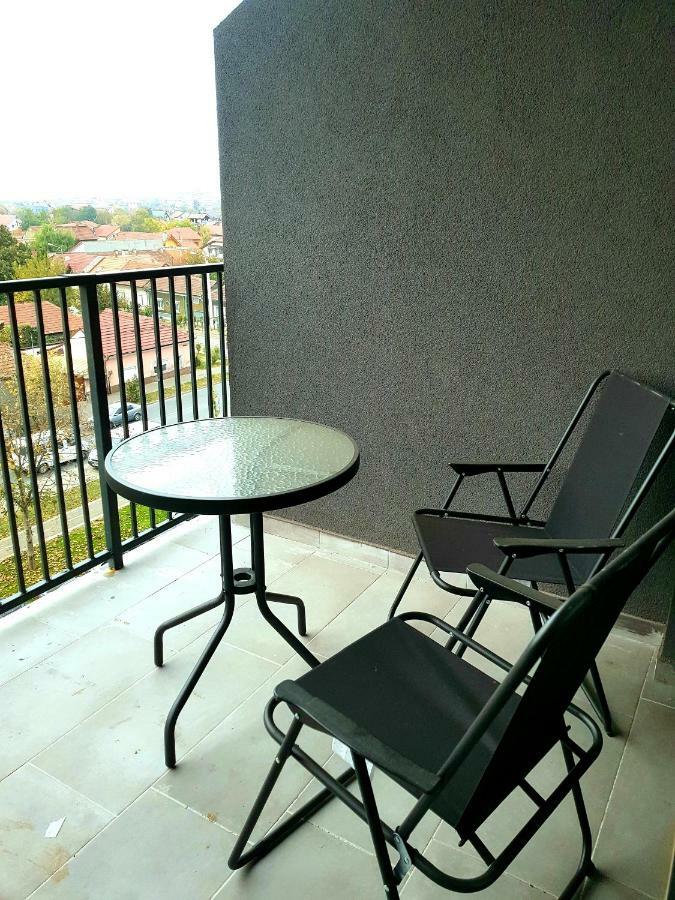 HappyHome Central Deluxe Apartments Oradea Extérieur photo