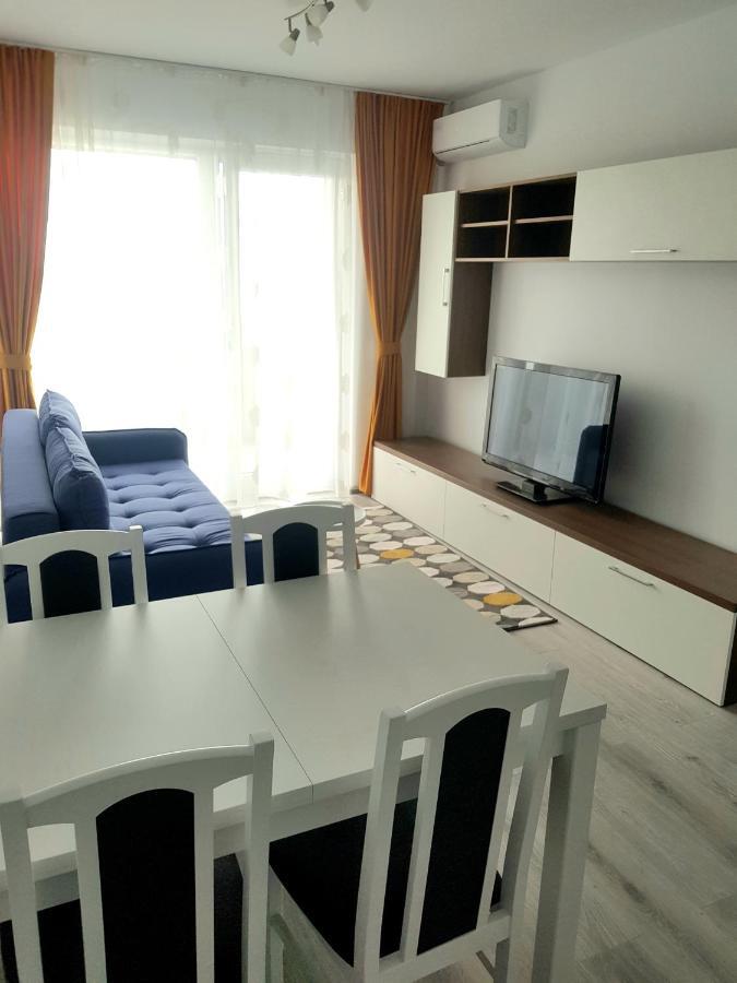 HappyHome Central Deluxe Apartments Oradea Extérieur photo